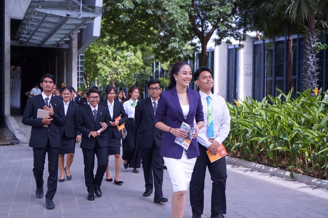 “โบว์ลิ่ง” ปัดทิ้งวงการ!! อินชีวิต “ครู” ลุยเรียนปริญญาเอก