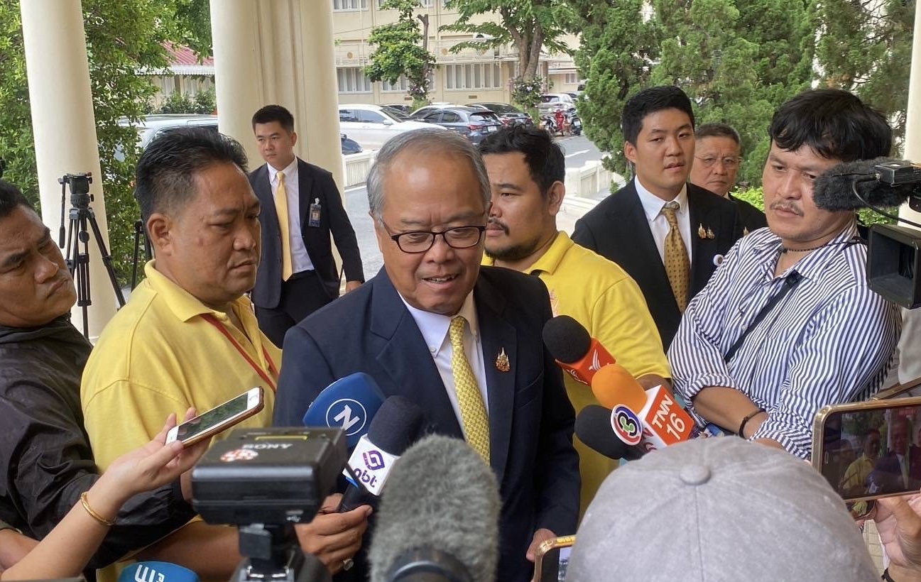 "ชูศักดิ์" บอกพรุ่งนี้ รู้ รมต.คนไหน คุม "ดีเอสไอ"  หลังศาลสั่ง "ทวี" หยุดปฏิบัติหน้าที่