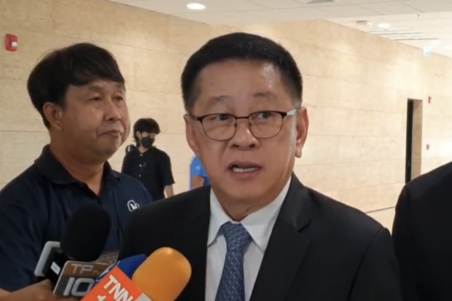 “แกนนำเพื่อไทย” คอนเฟิร์ม! “พิเชษฐ์” นั่งรองประธานสภาฯ คนที่สอง  “ประเสริฐ” เผย “มนพร” เข้าใจ เพราะมีตำแหน่งเดียว