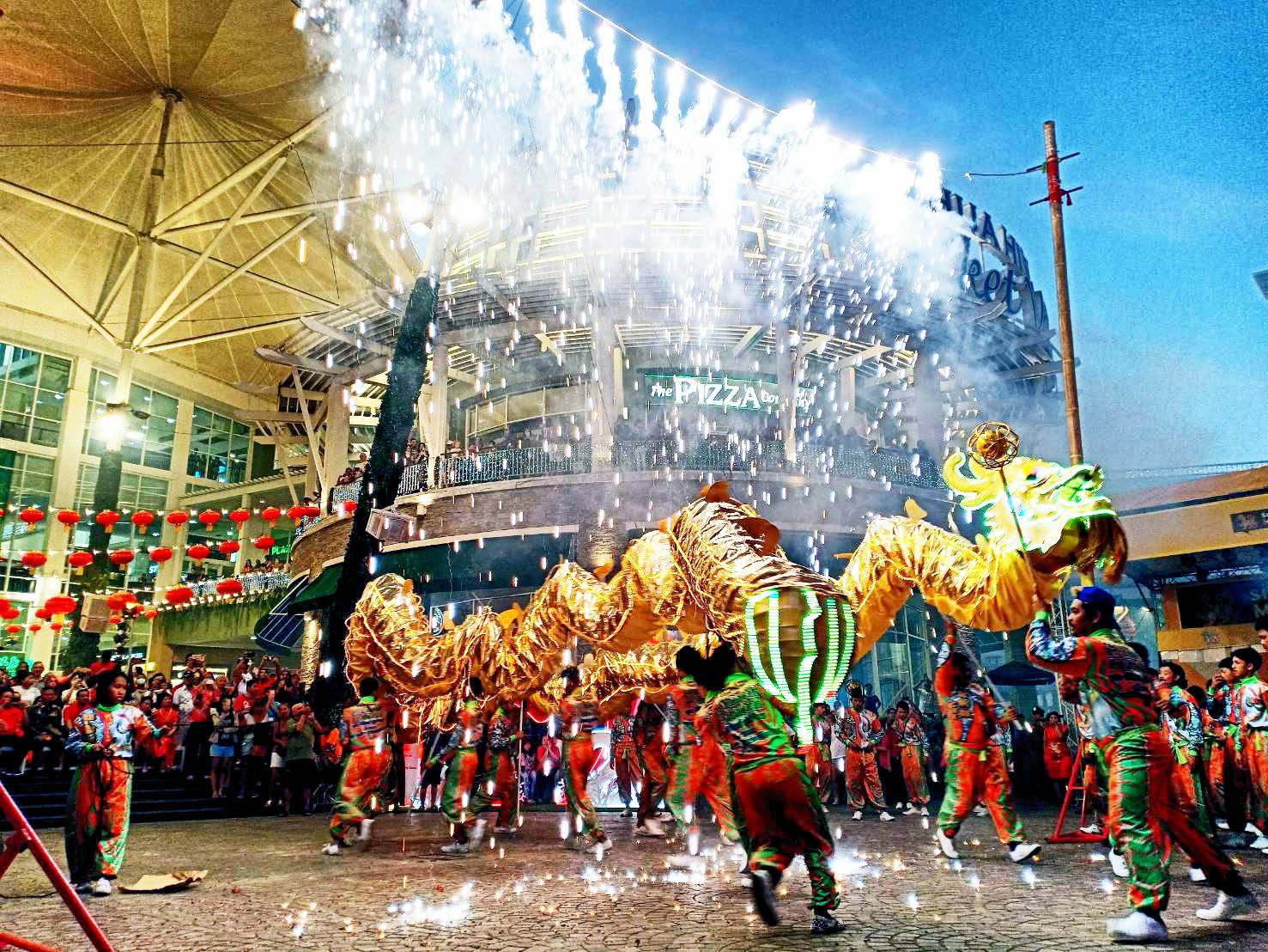  ห้างมาร์เก็ตหัวหิน เปิดงานตรุษจีนตระการตา