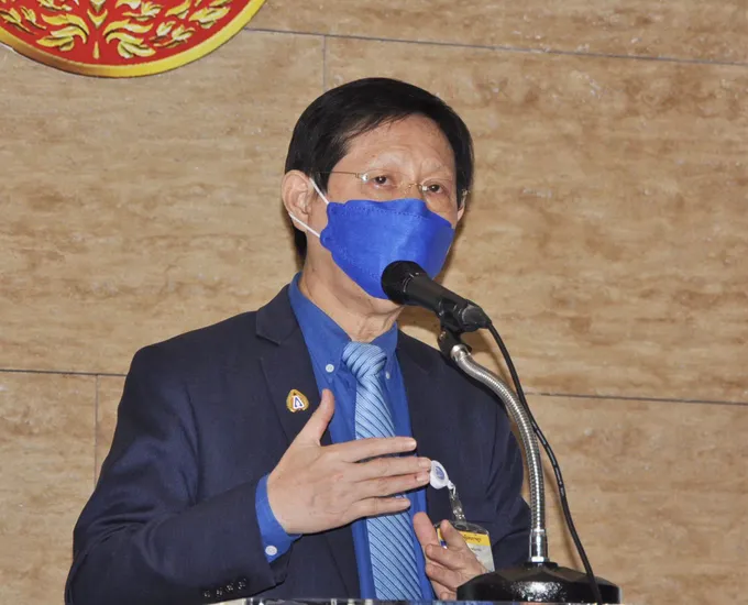 "หมอระวี" ชี้สูตร "หาร100" หนุน "เพื่อไทย" มาแน่ เตือน "บิ๊กตู่-บิ๊กป้อม" แตกคอกันจริง "3ป."สูญพันธุ์แน่ 