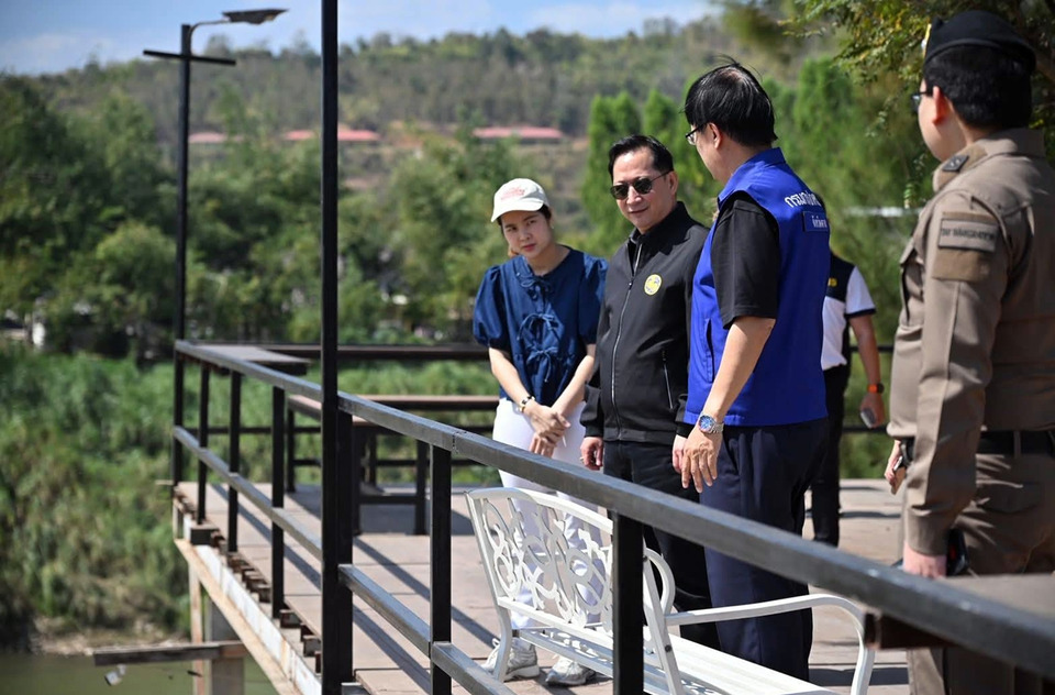 รองปลัด มท. ตรวจท่าข้ามแดนธรรมชาติแม่สอด ท่า 34 ยกระดับสกัดภัยชายแดนไทย-เมียนมา