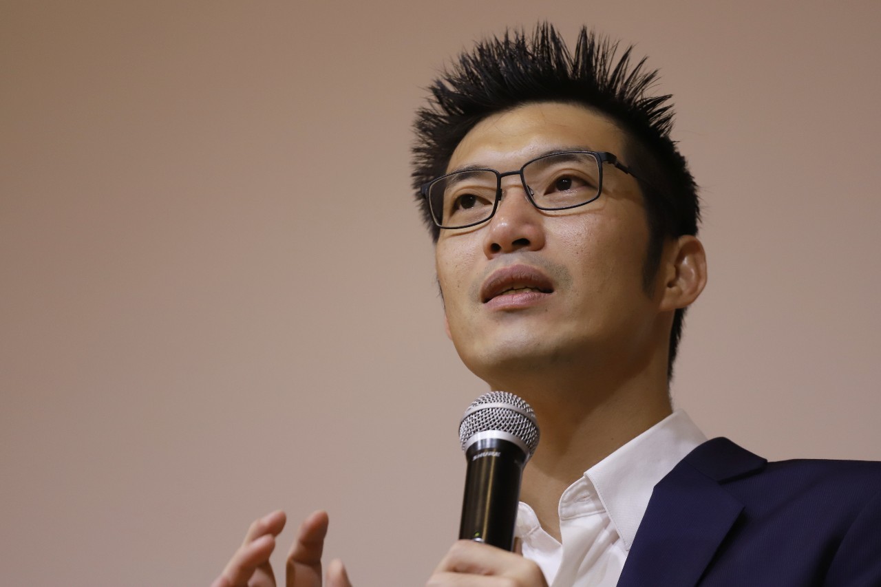 'ธนาธร' ปลุกแฟนคลับลั่นพร้อมเขย่าการเมืองท้องถิ่น ฐานที่มั่นสุดท้ายประชาชน