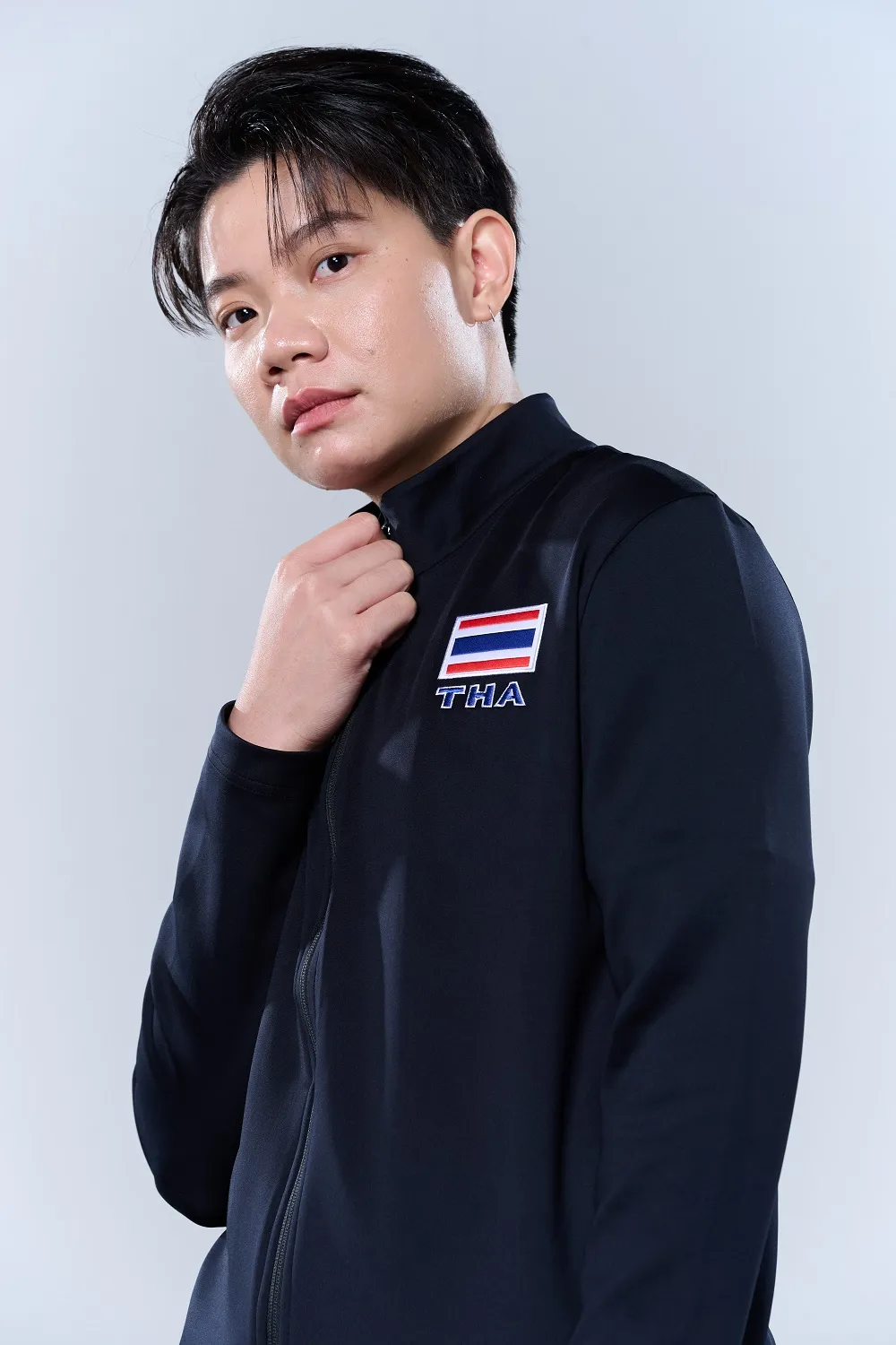 สอง วิภาวี