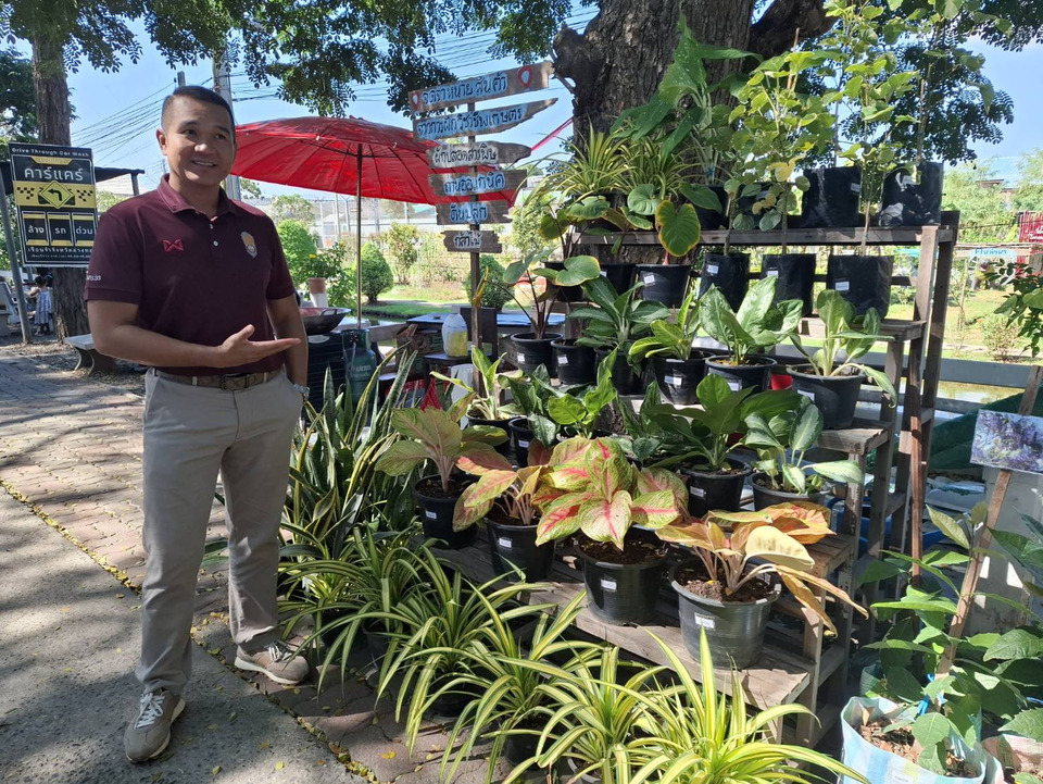 เรือนจำอ่างทองไอเดียเจ๋ง เปิดตลาดนัดผู้ก้าวพลาด สร้างอาชีพสุจริต เปลี่ยนภาระเป็นโอกาส สู่ชีวิตใหม่อย่างมั่นคง