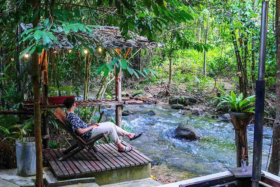 บ้านในหมง Eco Cabin x Lovebirds (ระนอง)
