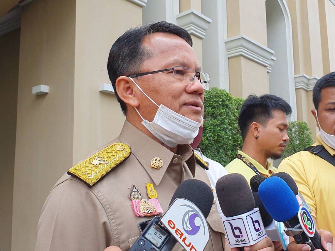 "สมศักดิ์" แจง เริ่มใช้กำไลอีเอ็มกับผู้ต้องขัง ก.ย.นี้