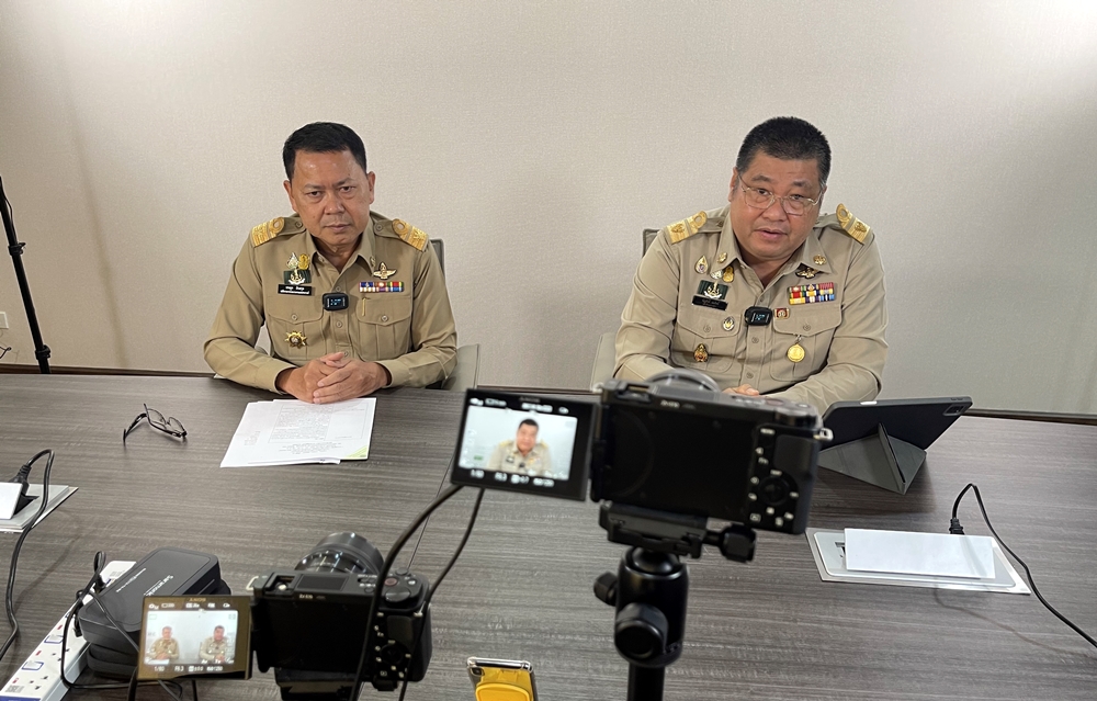 ปลัดเกษตรฯ ควงอธิบดีกรมข้าว Live รณรงค์อุดหนุนสินค้าเกษตร พร้อมปฏิวัติการทำนา BCG Model 