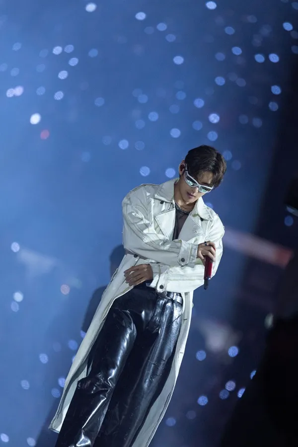 008 Diesel X Bts Arirang World Tour V