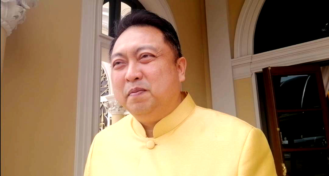 “สุชาติ” ยันบริสุทธิ์ใจปมถือหุ้นสื่อ ระบุไม่ได้ทำอะไรเลวร้าย 