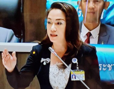 ส.ส.พปชร.ชี้นายกฯ ลาออกไม่ใช่คำตอบ แนะผู้ชุมนุมรอ “แก้รัฐธรรมนูญ” และรัฐบาลควรเปิดเวทีรับฟังความเห็นทุกฝ่ายหาทางออกประเทศ  