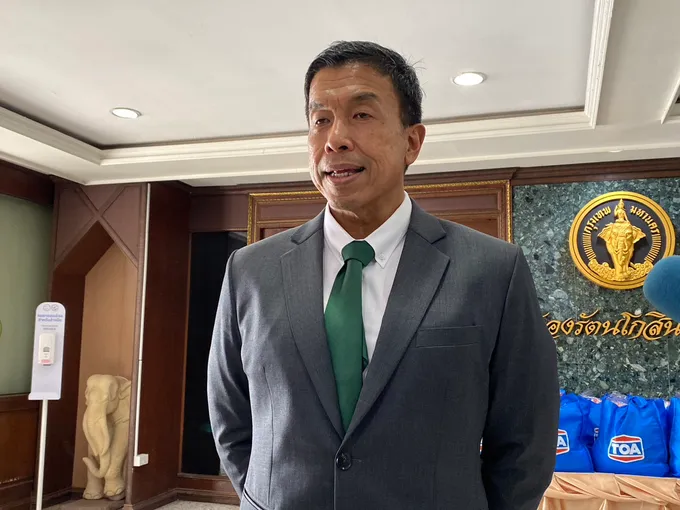 "ชัชชาติ" หวั่นเลียนแบบเหตุกราดยิง เตรียมทบทวนความปลอดภัยในรร.กทม.เพื่อสร้างความมั่นใจ
