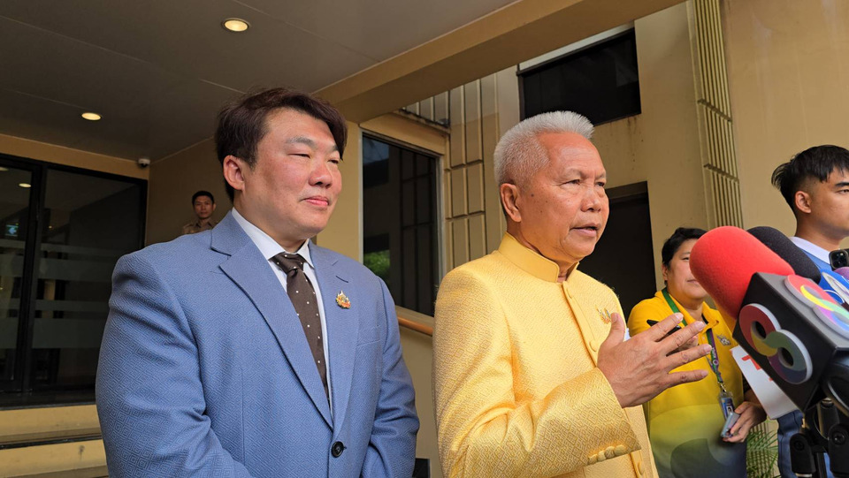 “โสภณ” ปัดรู้บ้านรัตนเศรษฐย้ายพรรค ยันรอ “ยุบสภา” ก่อนเคลื่อนไหว
