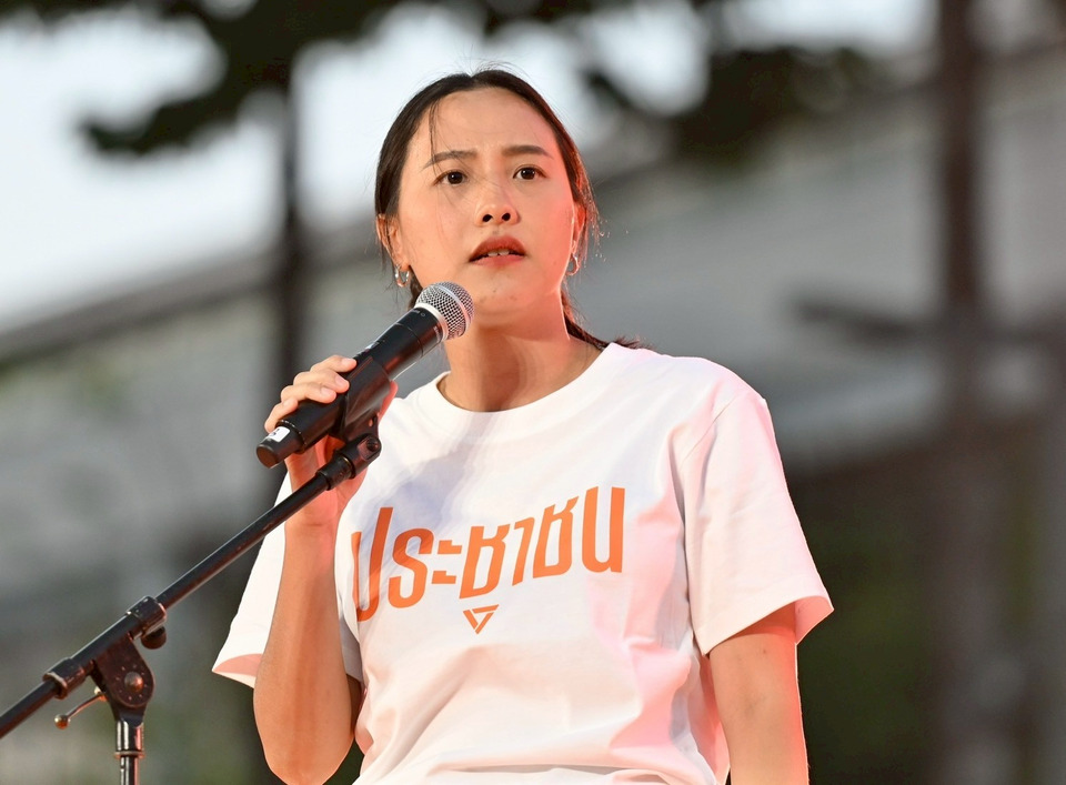 เดือดมาก ! "ไอซ์ รักชนก" ถาม "เอกนัฎ" ไปอยู่ไหนมา ลั่นตรวจสอบเงินประกันสังคม จนโดนฟ้อง