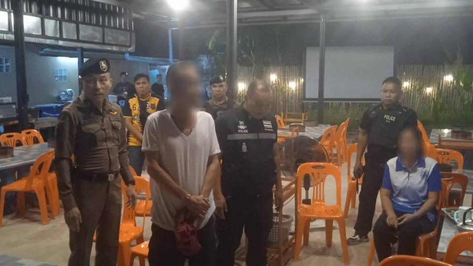 ช็อกขอนแก่น! ตร.หึงโหด ยิงอดีตภรรยา “ผู้ใหญ่บ้าน” ดับคาร้านหมูกระทะของลูก ปมรักร้าวสะสม