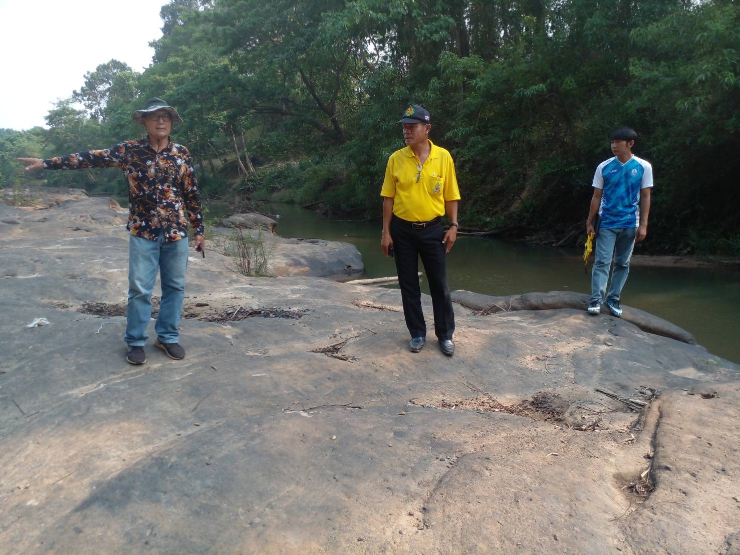  เทศบาลตำบลหนองแคน สำรวจแหล่งท่องเที่ยวเตรียมความพร้อมช่วงฤดูร้อน