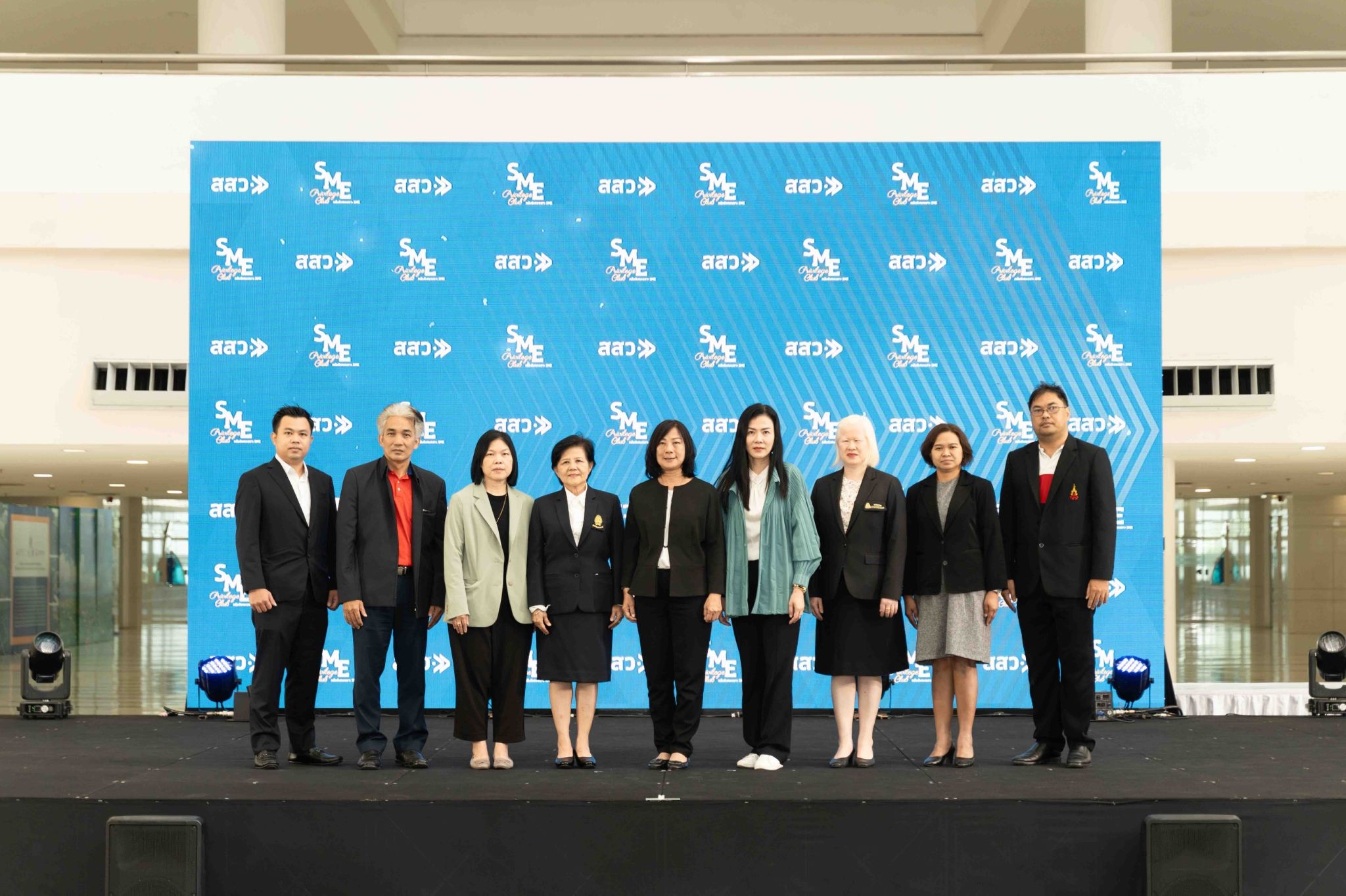 สสว.จัดงาน "SME Privilege Market" ชวน ชม ชิม ช้อป สินค้ามากกว่า 100 บูธ พร้อมมอบสิทธิประโยชน์เพื่อ SME กระตุ้น ศก.ไทย