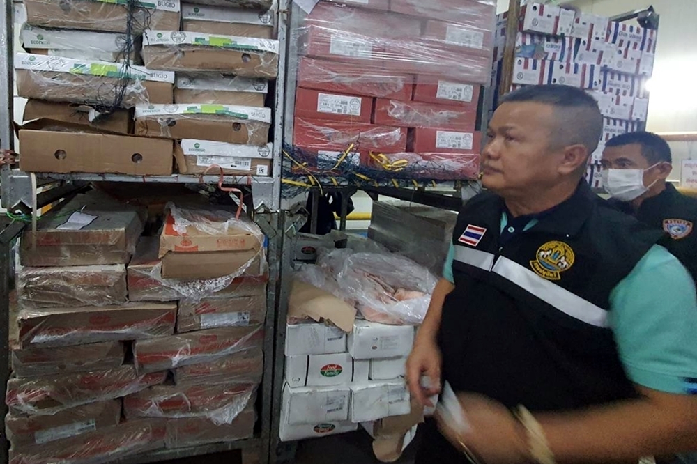 เกษตรกรหมู ยกนิ้ว กรมปศุสัตว์ "ฟันไม่เลี้ยง" กวาดล้างหมูเถื่อน 