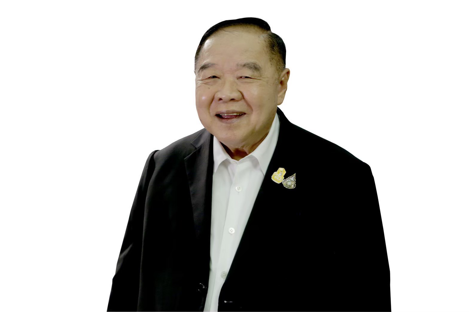 "บิ๊กป้อม" อวยพรปีใหม่ขอให้คนไทยสุขภาพดี มีความสุข รับปากจะทุ่มเททำให้อยู่ดีกินดี
