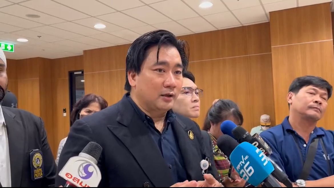 “อี้ แทนคุณ” พาผู้เสียหายถูกหลอกลงทุนตลาดทองคำ ผ่านแพลตฟอร์ม 1000x.live สูญกว่า 100 ล้าน ร้อง “วันนอร์” ช่วยหลังแจ้งความแล้วคดีไม่คืบ