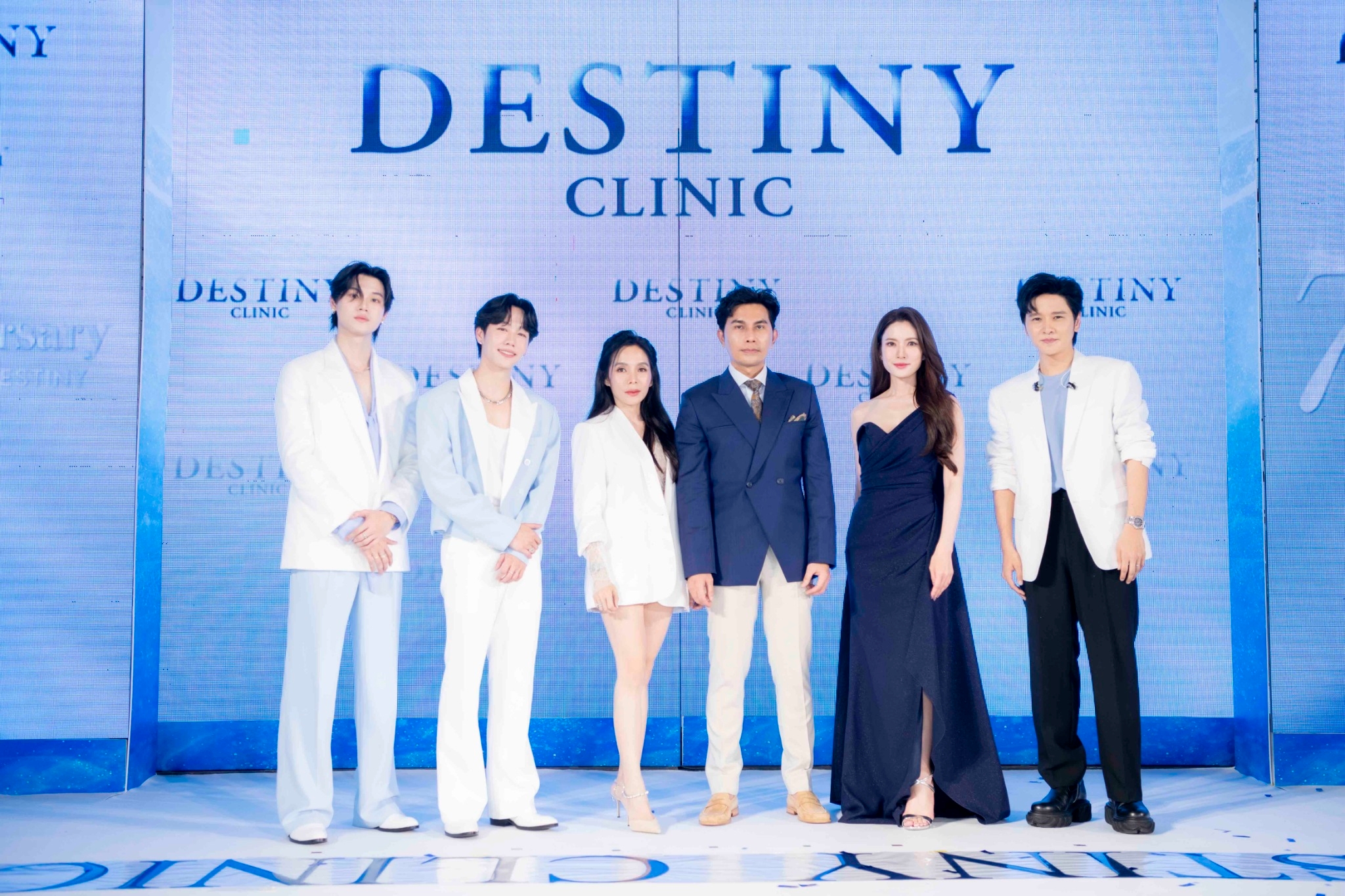 7 ปี Destiny Clinic เปิดตัวคู่จิ้น หยิ่น-วอร์ นั่งแท่น Friends of Destiny