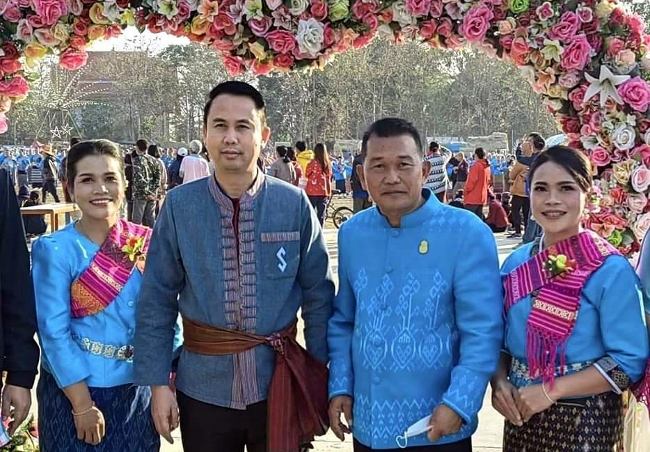 นายก อบจ.ยโสธร ร่วมสืบสานประเพณีบุญคูณลานครบรอบ 30 ปี อำเภอไทยเจริญ