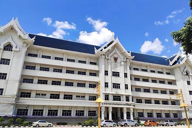ผู้รับเหมาประจวบฯ ทวงหนี้เงินค้ำประกันสัญญา 3.8 ล้าน จากสนง.จังหวัด  หลังโดนลูกจ้างโกงงบหลวง 40 ล้าน