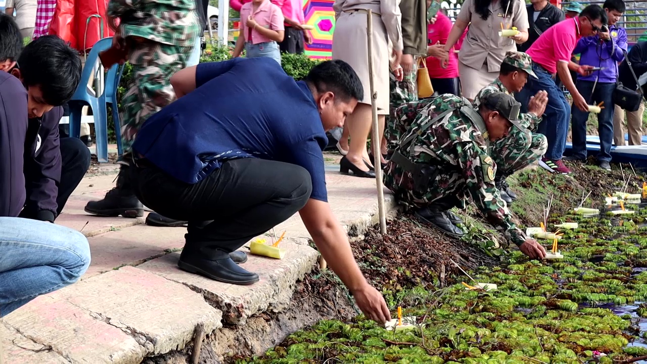 อุดรธานี บวงสรวงสิ่งศักดิ์สิทธิ์พร้อมแล้วเปิดฤดูกาลทะเลบัวแดงหนองหานกุมภวาปี