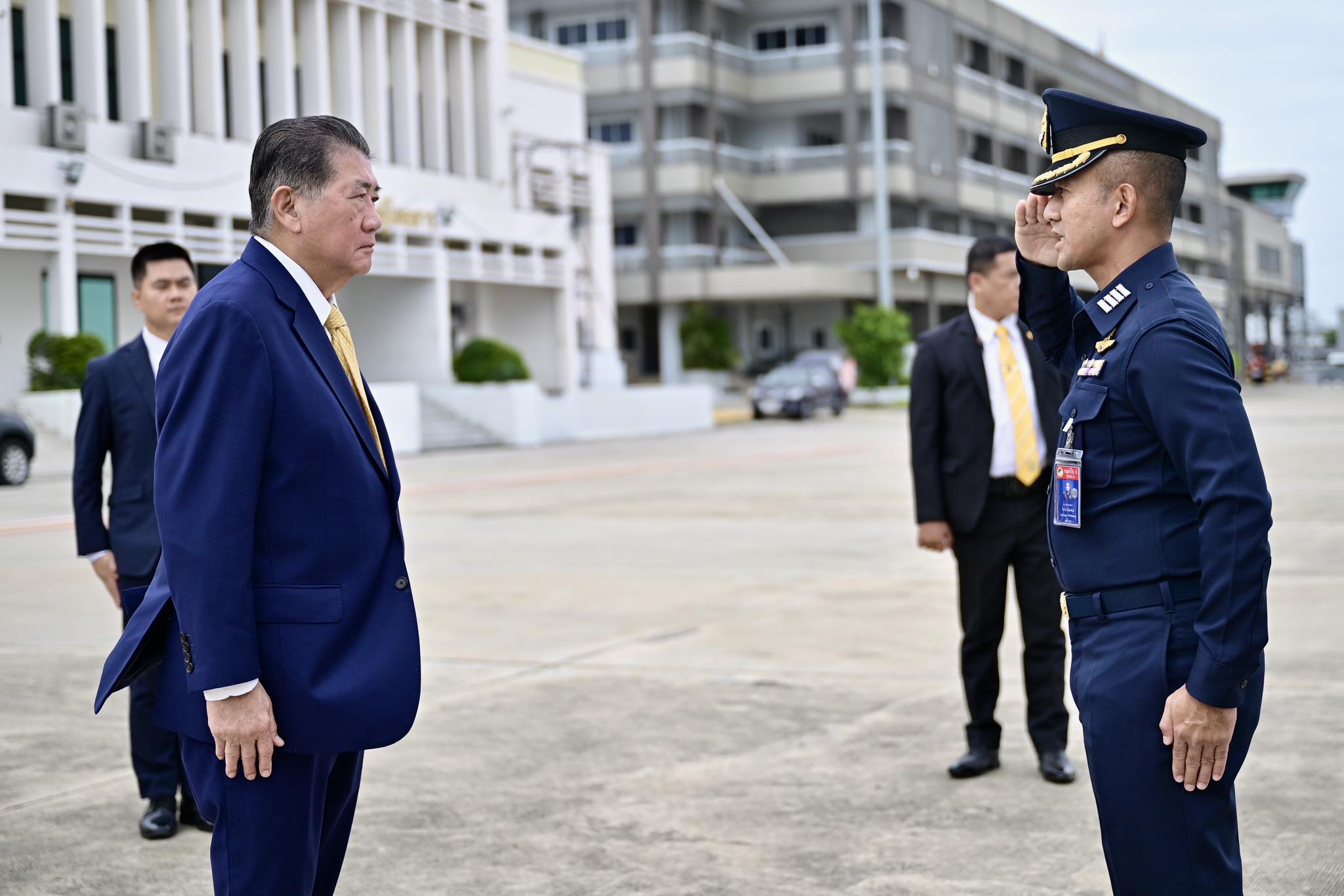 “ภูมิธรรม” นำทีมบินเจรจา “ฮุน มาเนต” ที่มาเลเซีย ย้ำไทยไม่ไว้ใจกัมพูชา – ชี้หยุดยิงต้องรักษาอธิปไตย