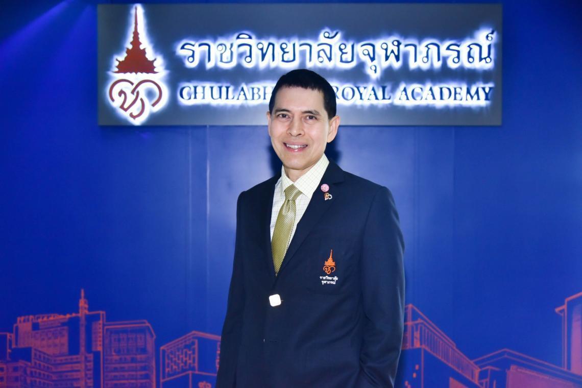 'หมอนิธิ' ซัดปมเว็บล่ม-จองฉีดวัคซีนล่าช้า เหตุจากคนเห็นแก่ตัวฉีดแล้วเข้ามาลงทะเบียนอีก