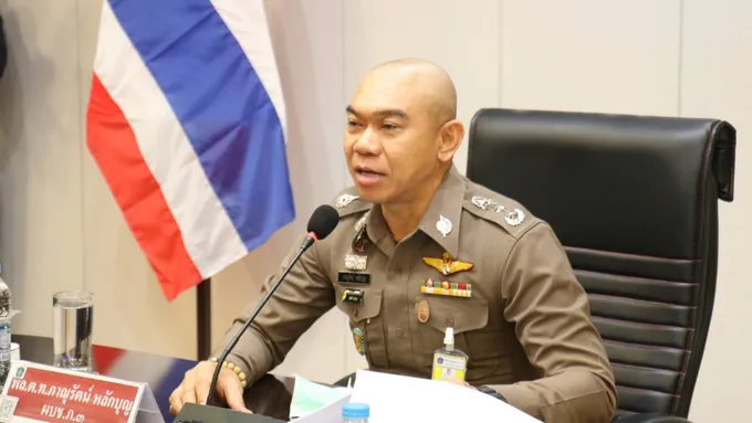 “บิ๊กหลวง”โกนผมธำรงวินัย ฉุนลูกน้องผกก.สภ.ภูเขียว ไร้วินัย ปล่อยคณะราษฎรภูเขียวตั้งเวทีติดป้ายไม่บังควรหน้าโรงพัก สั่งย้ายขาดตำแหน่ง