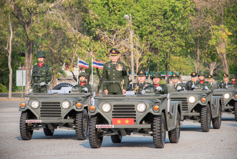 กองพลทหารราบที่ 11 ประกอบพิธีกระทำสัตย์ปฏิญาณตนต่อธงชัยเฉลิมพล เนื่องในวันกองทัพไทย