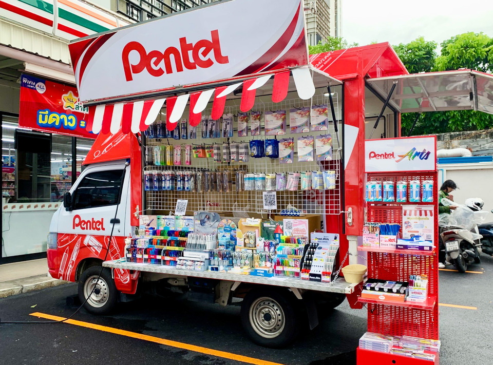Pentel Thailand เปิดตัว “Pentel Mini Truck” บุกตลาดเปิดเทอม69 สร้างแบรนด์รูปแบบใหม่ Mobile Brand Experience