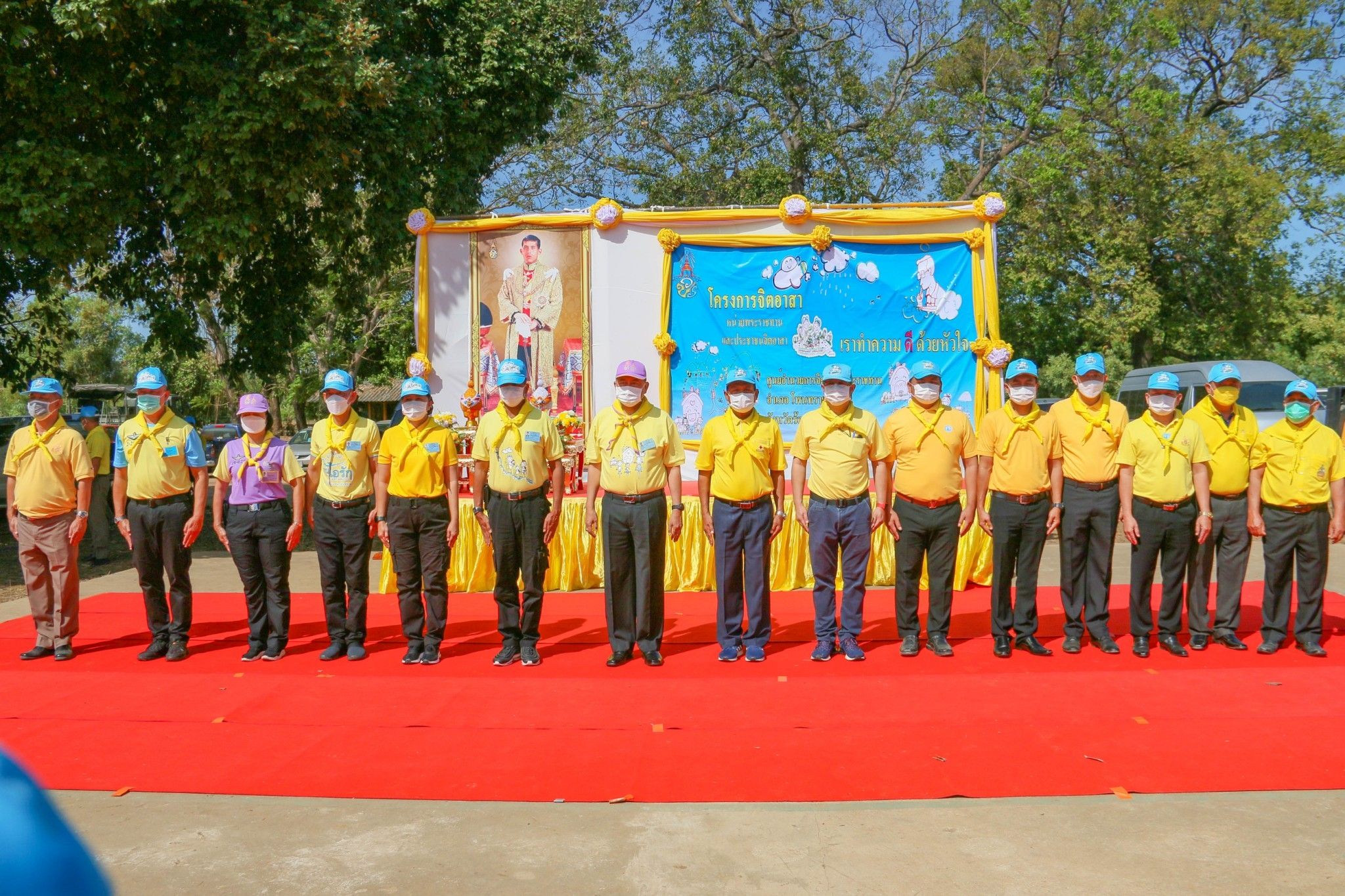 มทบ.27 ร่วมกิจกรรมจิตอาสาพัฒนาฟื้นฟูหลังประสบอุทกภัย พื้นที่อ.โพนทราย จ.ร้อยเอ็ด   