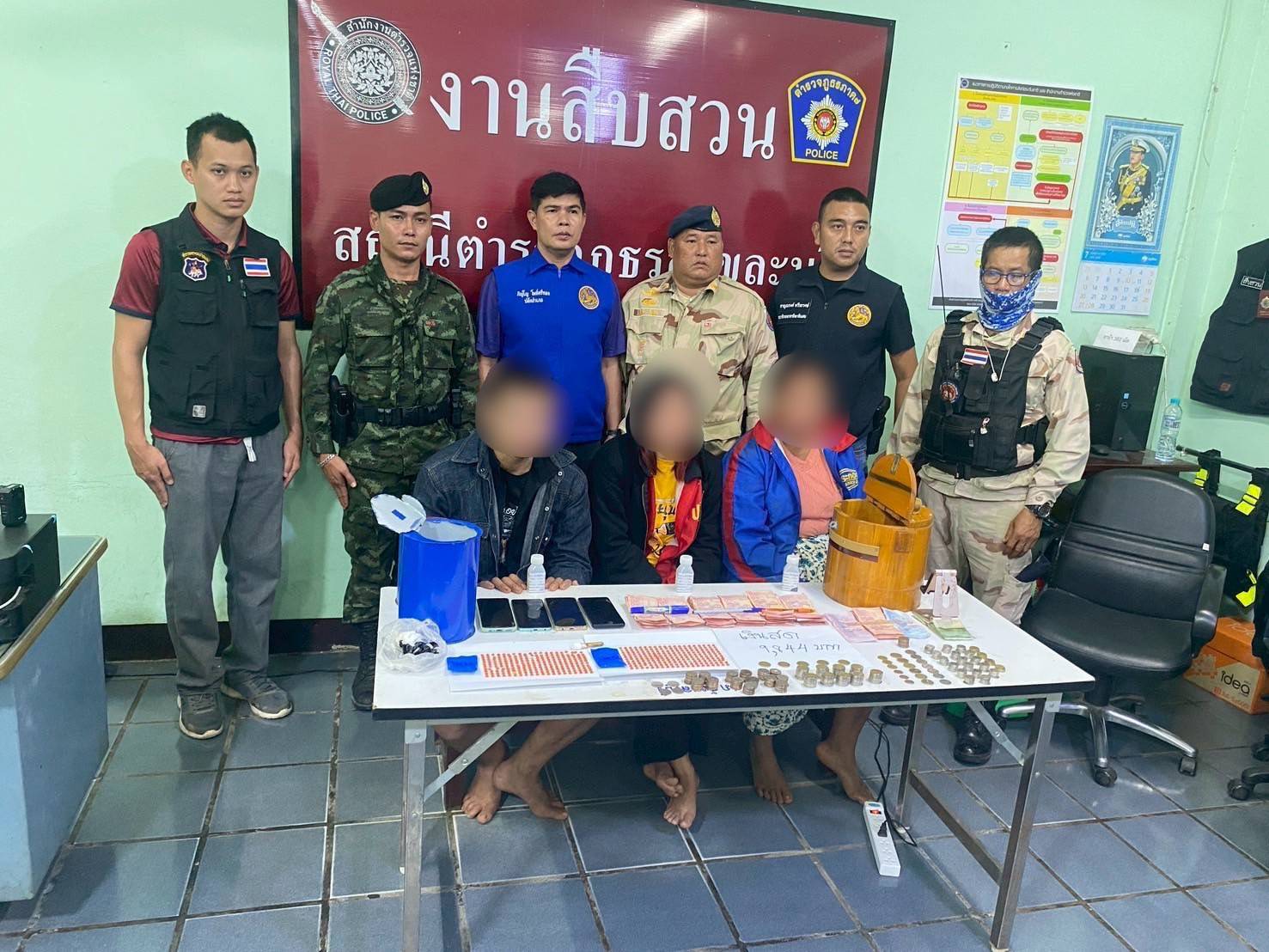  รวบหนุ่มเมียนมาซุกยาบ้า 400 เม็ดในโคมไฟ จยย.สารภาพข้ามชายแดนซื้อจากพญาตองซู