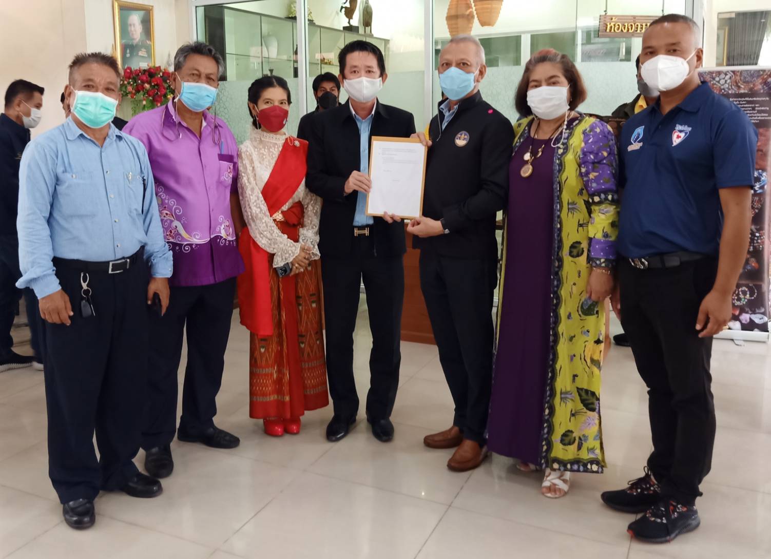  3 สมาคมท่องเที่ยวหลักใน จ.สุราษฎร์ธานี ยื่นหนังสือ  ขอเปิดแหล่งท่องเที่ยวเขาสก-เขื่อนรัชชประภา 
