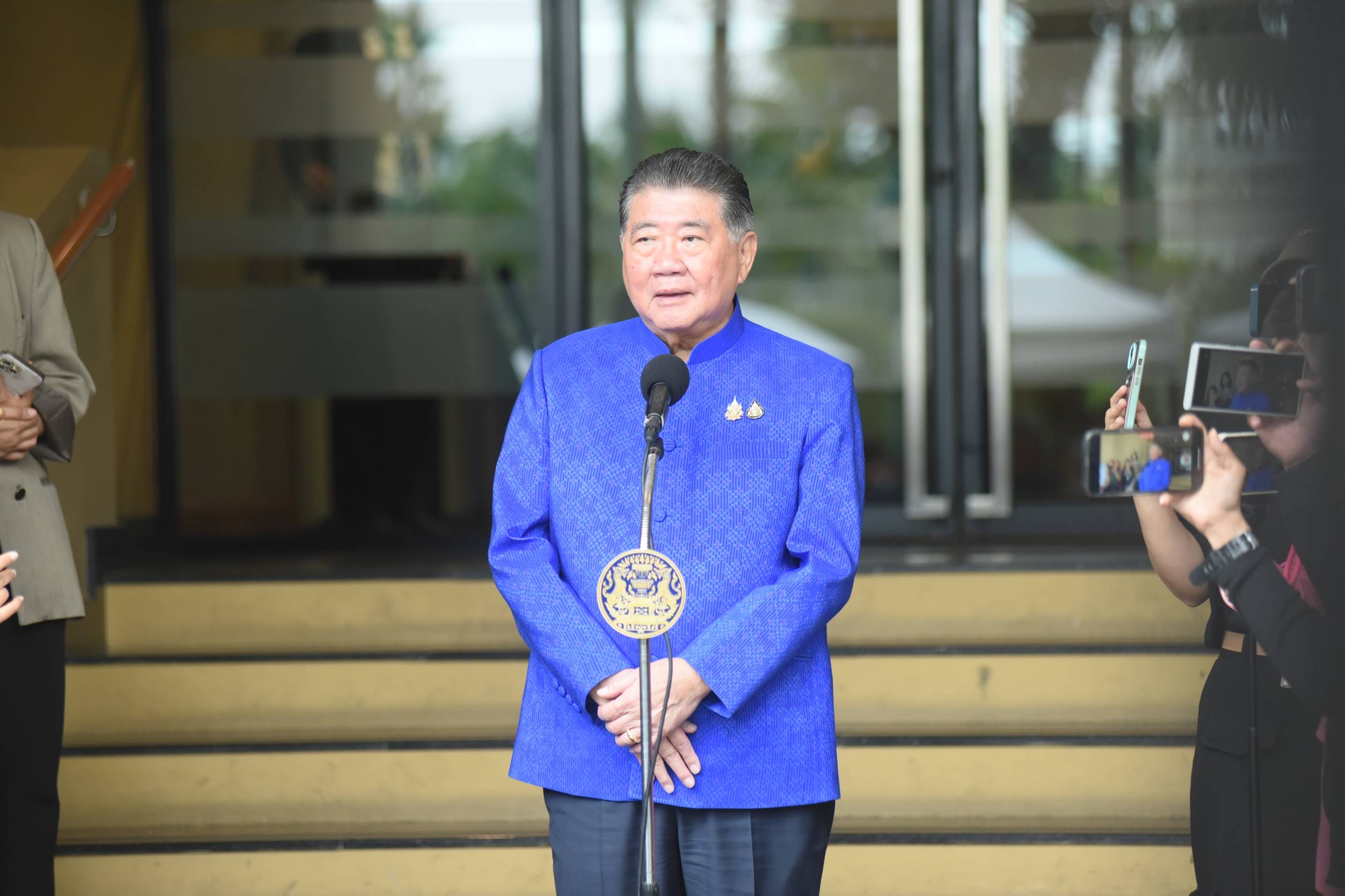 "ภูมิธรรม" ย้ำ ทุกหน่วยงานดูแล-จัดการ สถานการณ์น้ำเต็มที่ ประสานสำนักงบ-กฤษฎีกา ปรับฐานการเยียวยา