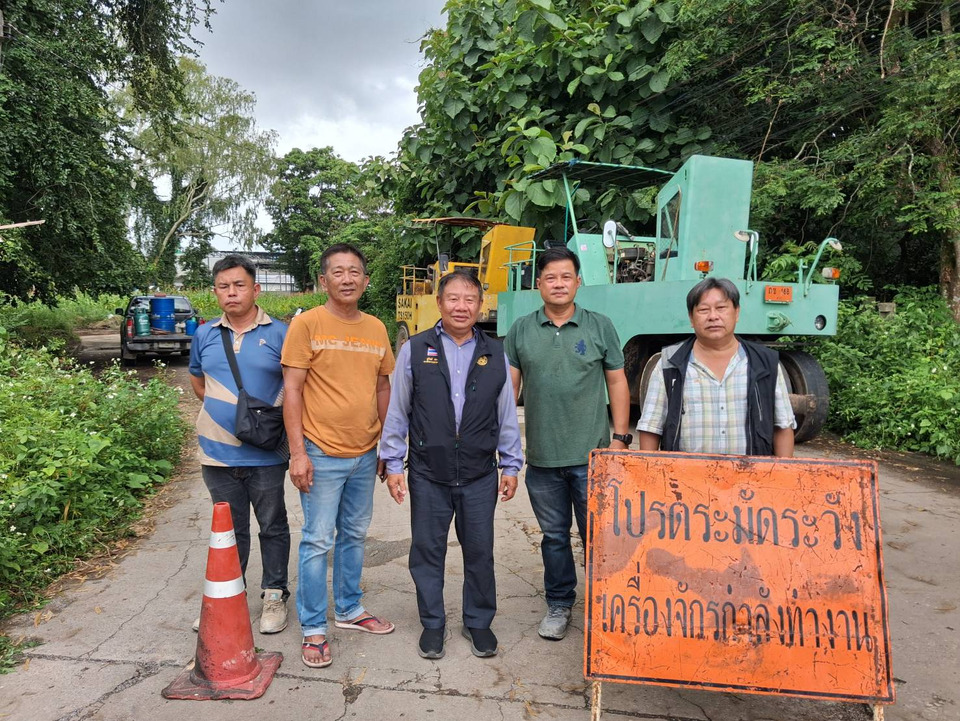 “นายกเบิ้ม” เร่งปรับผิวถนนแม่สอดวิลเลจ 4 แสนบาท เสริมแอสฟัลท์ฯ แก้ปัญหาชาวบ้าน เดินทางปลอดภัย 