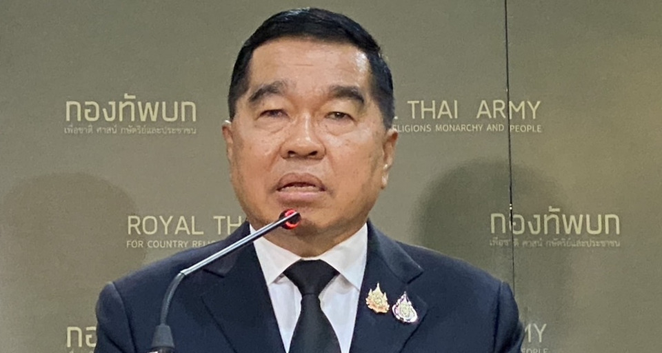 ‘บิ๊กเล็ก’ กำชับเหล่าทัพดูแล ‘กำลังพลปฏิบัติหน้าที่ตามแนวชายแดน’ ให้รบได้ต่อเนื่อง ขอบคุณ ‘จุฬาฯ’ ให้โควตาลูกหลานเข้าเรียน