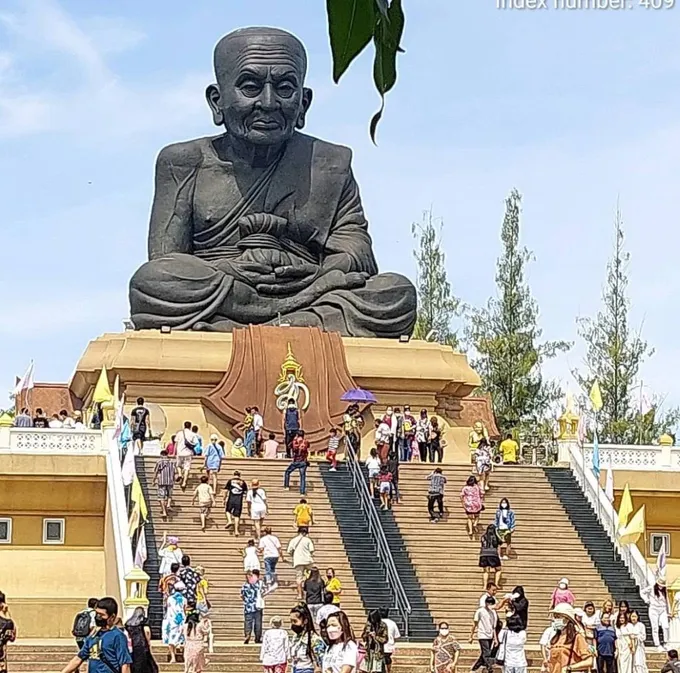   “หัวหิน” คึกคัก นทท.เต็มชายหาด พร้อมเปิดรับต่างชาติเดือน ต.ค.นี้