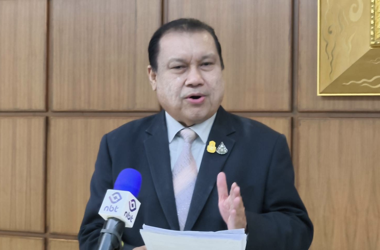 "สนธิญา" ยื่น กกต. สอบเลือกตั้งซ่อม สส.นครศรีธรรมราช เขต 8  ปูดแจกวัว 60 ตัว ซื้อเสียงหัวละ 2,000 บาท  