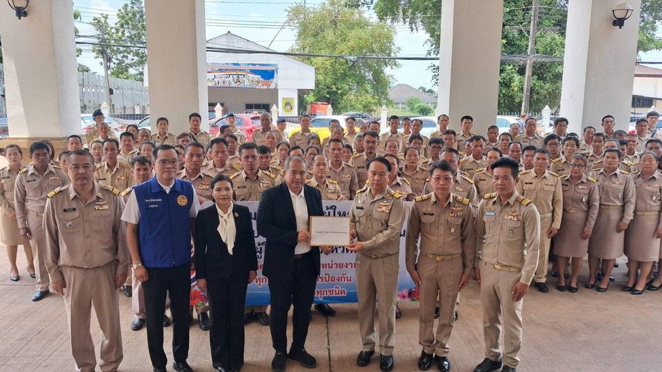 ชมรมกำนัน-ผญบ.สกลนคร ยื่นหนังสือปกป้องเกียรติยศ หลังถูกกล่าวหาค้ายาเสพติด