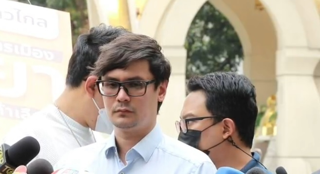 "รังสิมันต์ โรม" จี้คดี"สว.ทรงเอ"อ้างตำรวจ บช.ปส.เข้าแทรกแซงช่วยเหลือ
