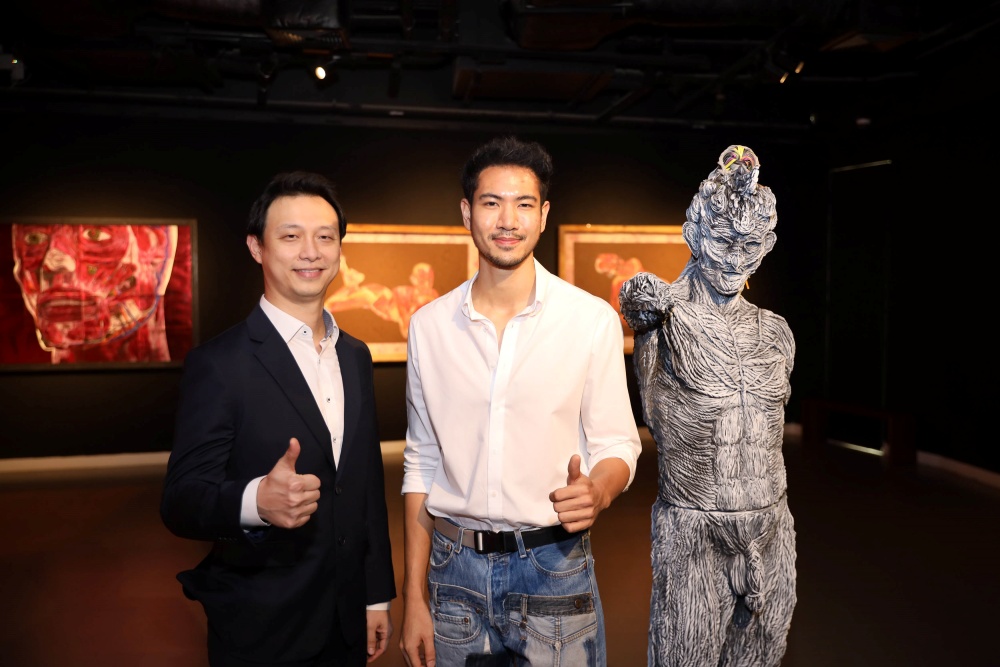 นิทรรศการ ‘เปลือย’ Naked Exhibition by Chaowut Cholchalathan