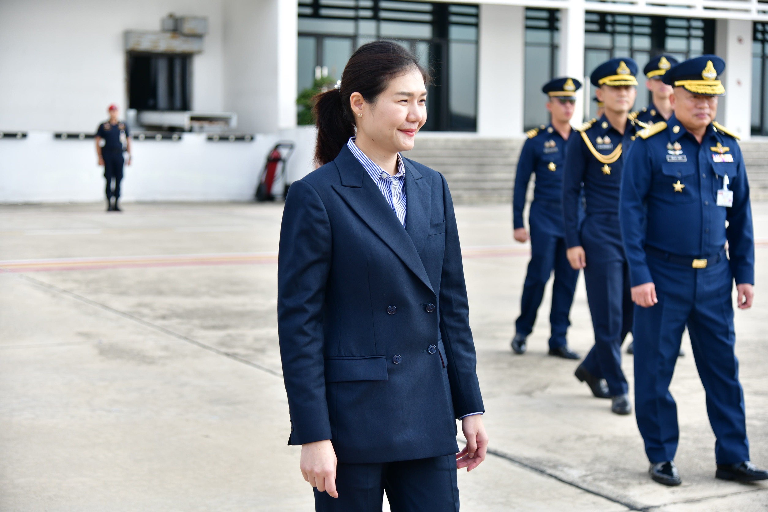 “จิราพร” เผย เตรียมเรียก 10 บริษัท ประกอบธุรกิจคล้าย “ดิไอคอน” ให้ข้อมูล สคบ. จี้  “บอสพอล” คืนโล่รางวัลภายใน 7 วัน 