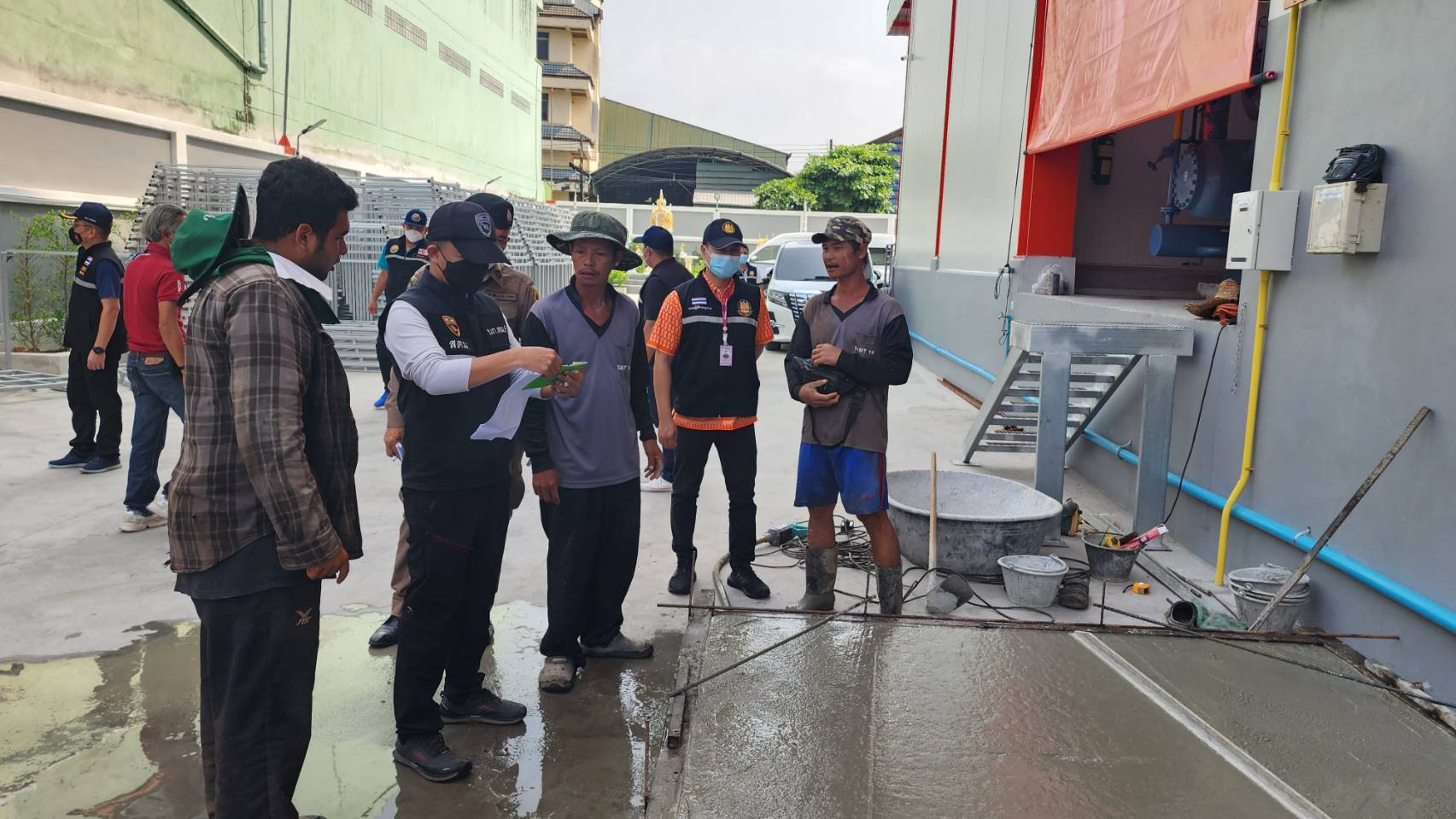 ระนองเข้มลูกจ้างแรงงานต่างด้าวผิดกฎหมายสุ่มตรวจโรงงาน-ที่พักอาศัย