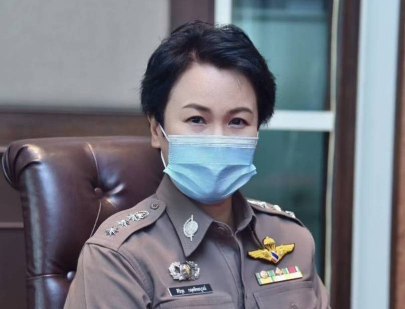 ตำรวจวังขอนแดงไอเดียเจ๋งเปิด หน้าโรงพักเป็นลานตากข้าวเปลือกเพื่อประชาชน 