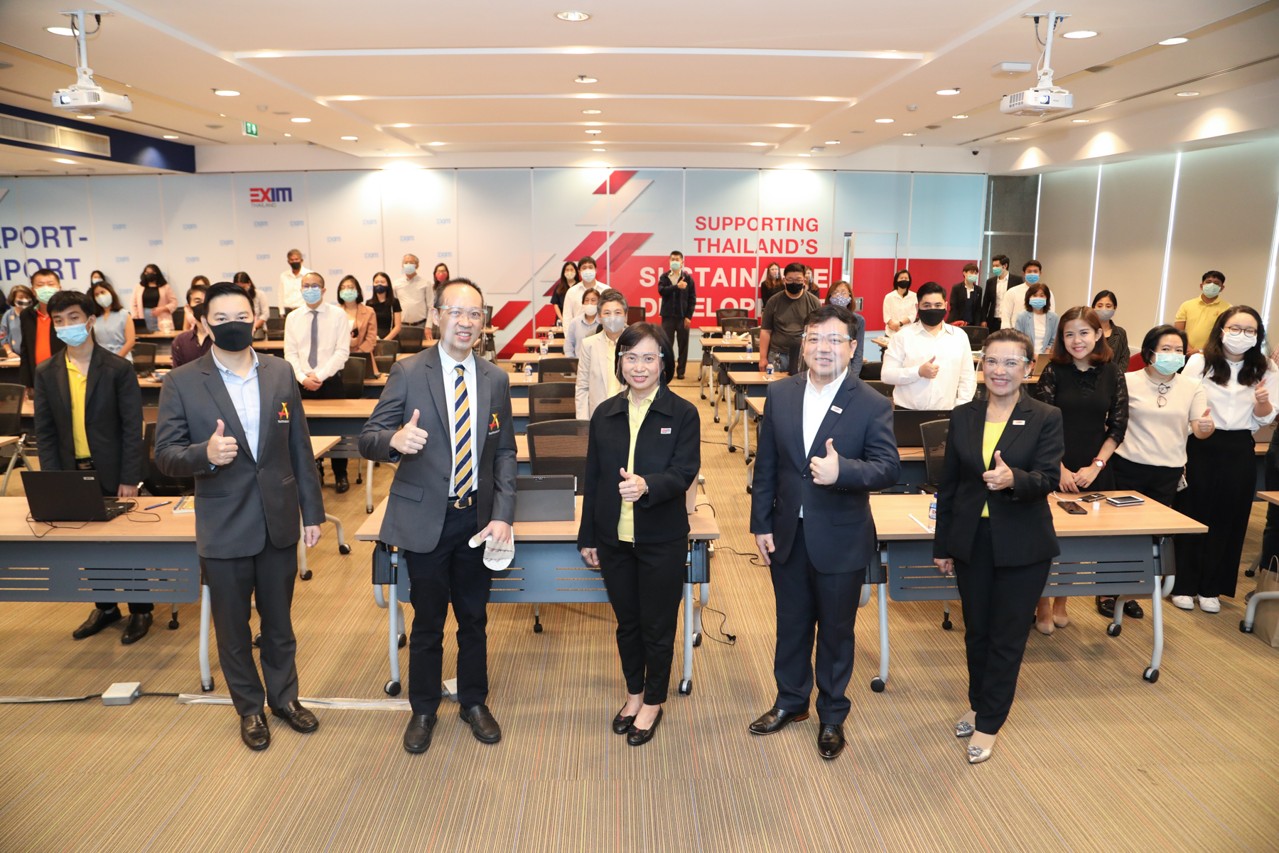 EXIM BANK ร่วมกับ DITP ส่งเสริมSMEs ไทยส่งออก ผ่านเว็บไซต์ Thaitrade.com และ Klangthai.com