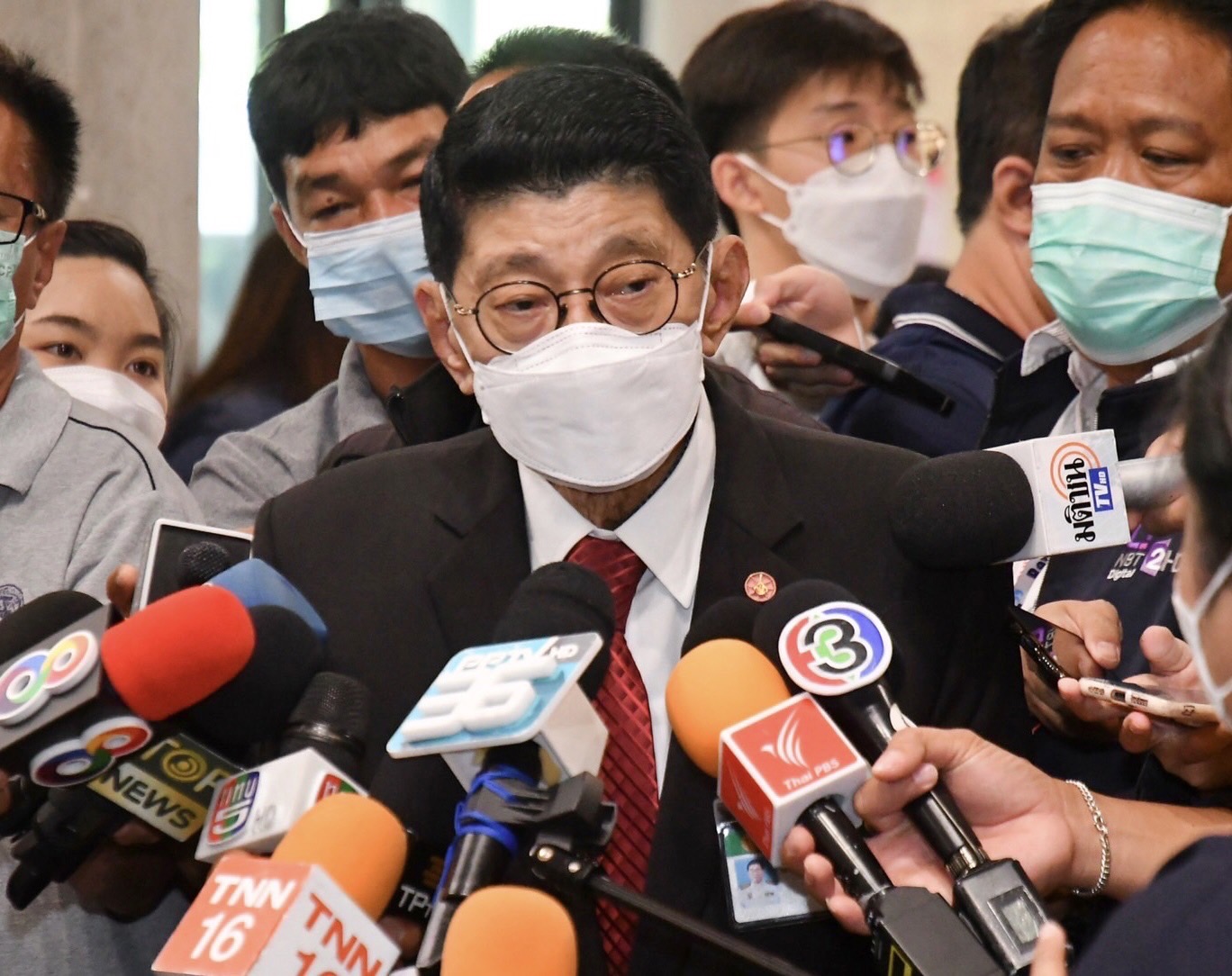 “วิษณุ” บอกปมจีที200 เรื่องของกองทัพ-สำนักงบฯ