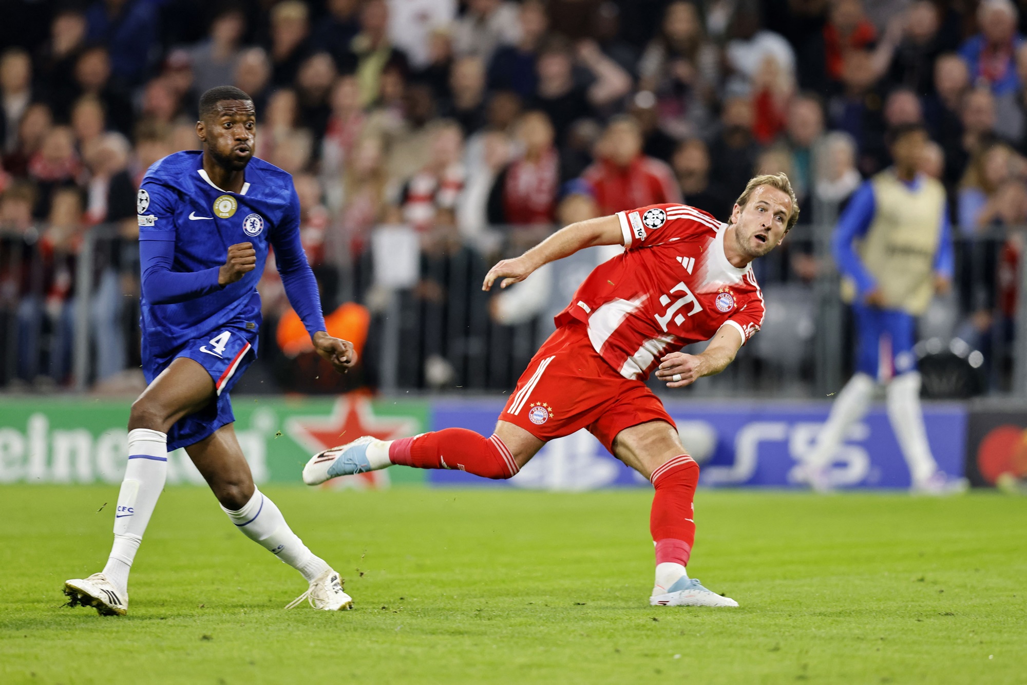 "เคน" ยิงเบิ้ล! "บาเยิร์น" เชือด "เชลซี" 3-1 ศึก UCL 